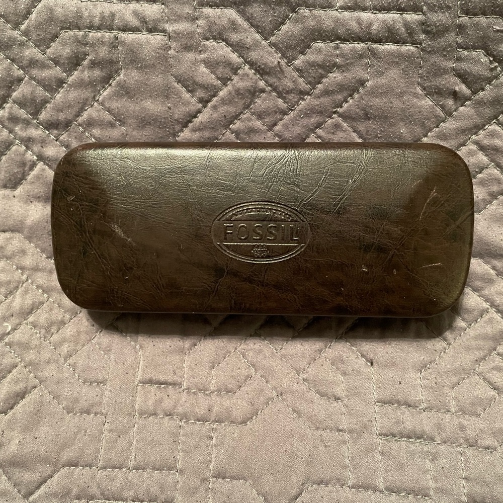 👓 FOSSIL prescription wire rim glasses with case